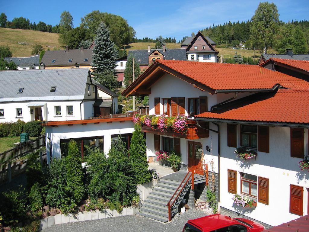Landhotel Gasthof Zwota Klingenthal Extérieur photo